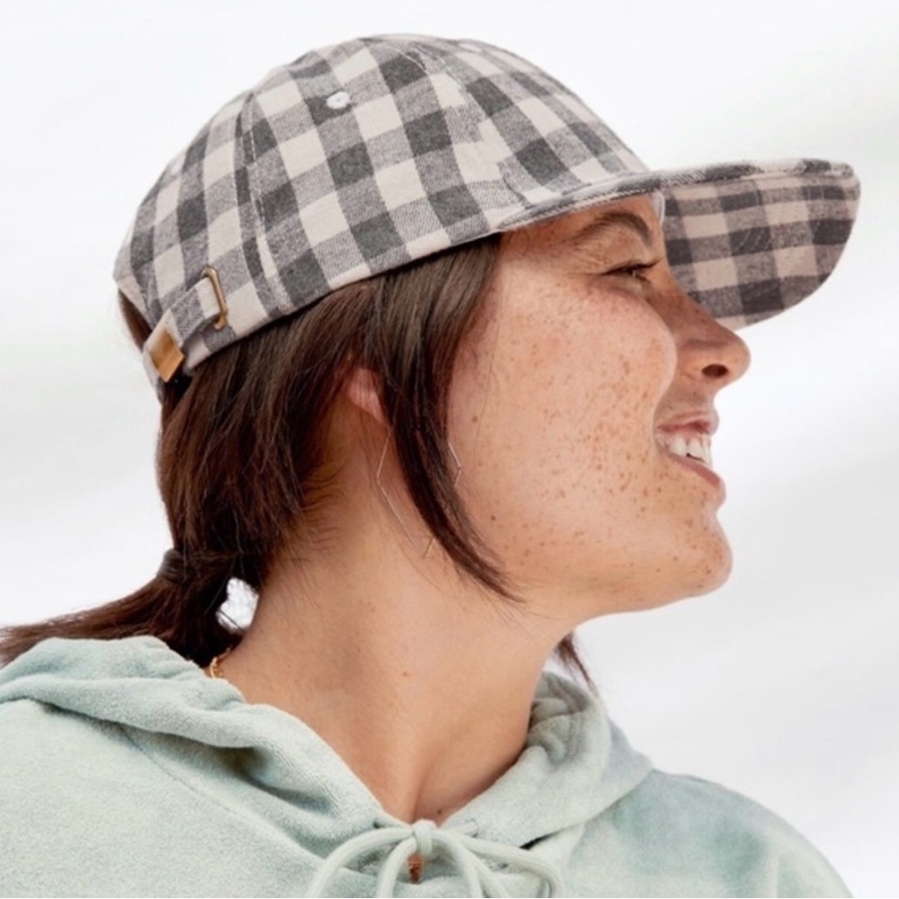 NWT Cocus Pocus flannel hat